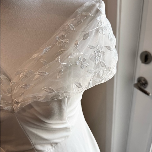 Wedding Dress off shoulder White Sheer Floral Gown size Small - Picture 5 of 11